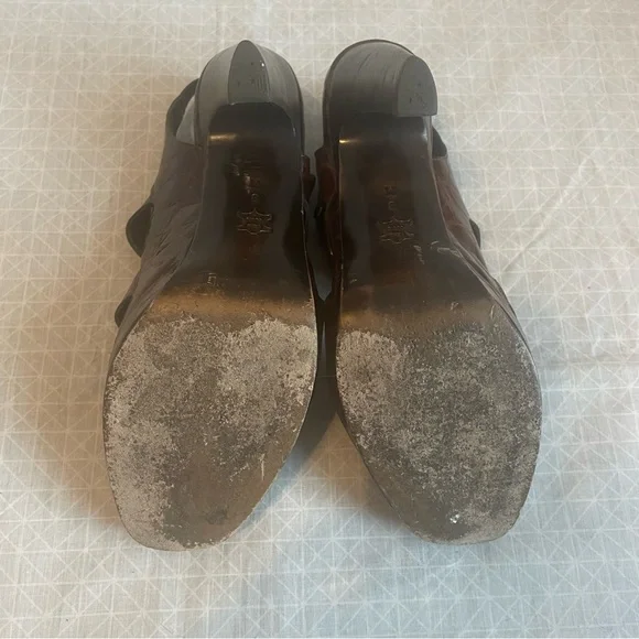 Donald J. Pliner Isoka Brown Ostrich Strappy Heels 8 - Picture 7 of 9